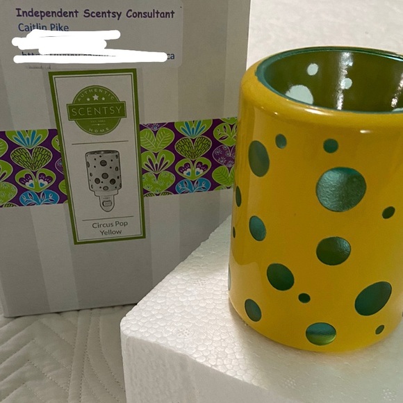 Circus Pop Yellow Scentsy Warmer - Picture 1 of 2